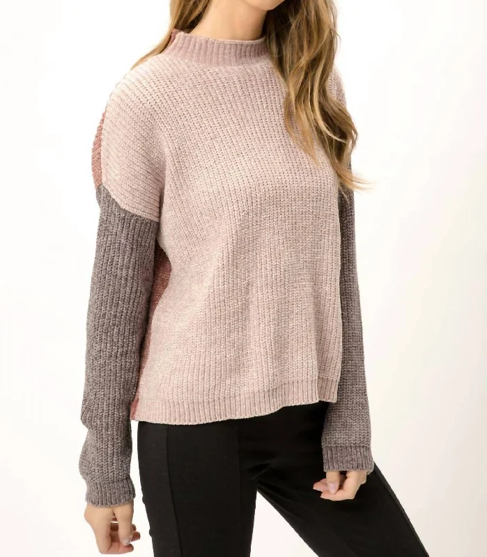 Mock Neck Colorblock Sweater In Rose Grey Mix